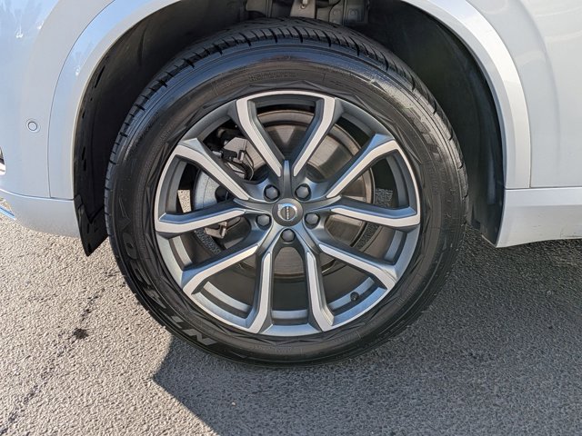 Used 2018 Volvo XC90 T5 Momentum w/ Convenience Package image 10