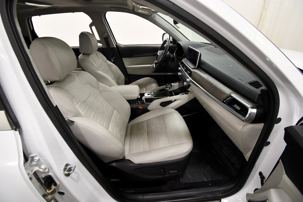 Certified 2022 Kia Telluride SX w/ SX Prestige Package image 20