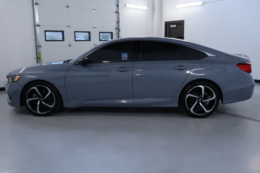 Used 2022 Honda Accord Sport image 4