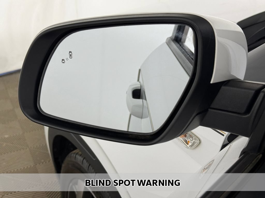 Used 2021 Hyundai Venue SEL w/ Premium Package FWD image 5