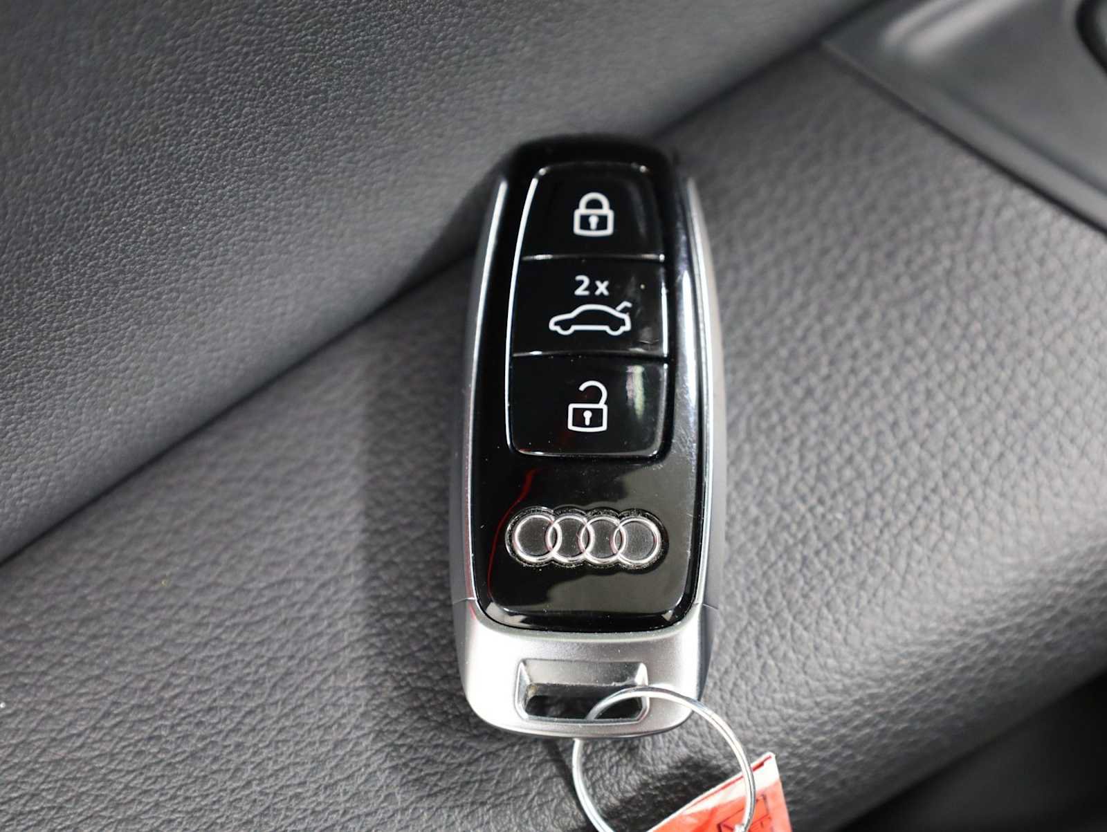 Used 2022 Audi Q8 Premium Plus AWD/4WD image 41