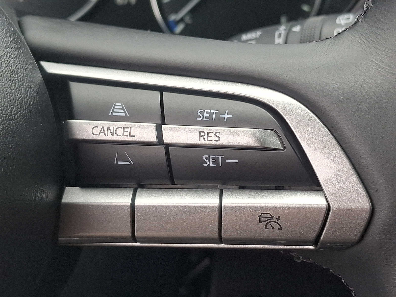 Used 2023 MAZDA CX-30 AWD 2.5 S w/ Select Package image 22