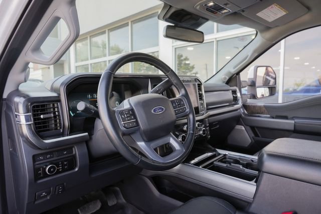 Used 2023 Ford F350 Lariat w/ Lariat Ultimate Package image 30