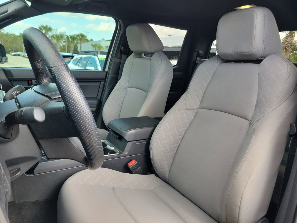 Used 2024 Toyota Tacoma SR5 RWD image 17