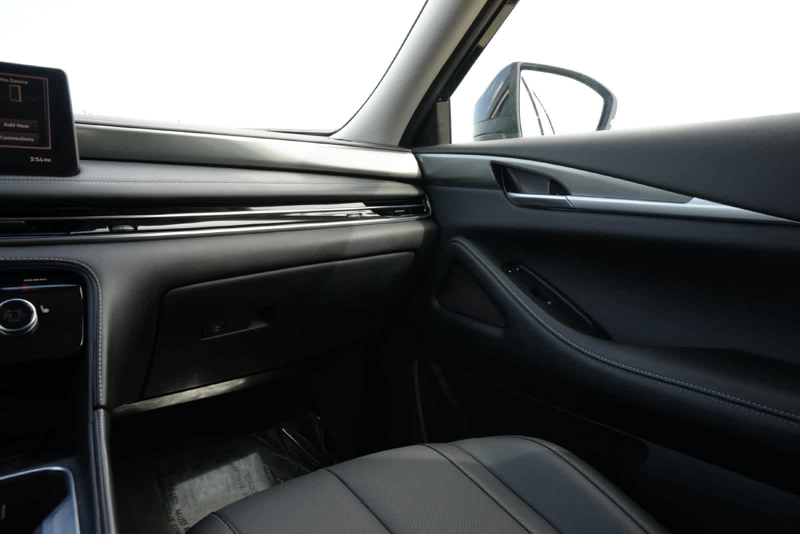 Certified 2027 INFINITI QX60 Pure w/ Cargo Package FWD image 8
