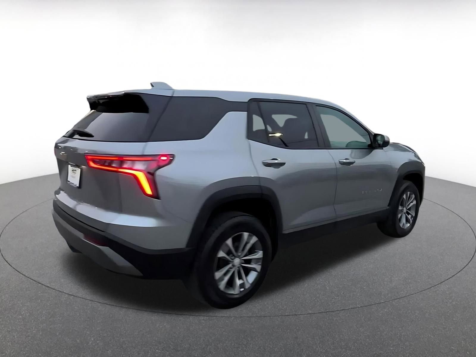 Used 2025 Chevrolet Equinox LT image 15