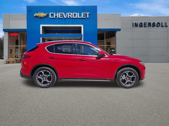 Used 2019 Alfa Romeo Stelvio AWD image 23