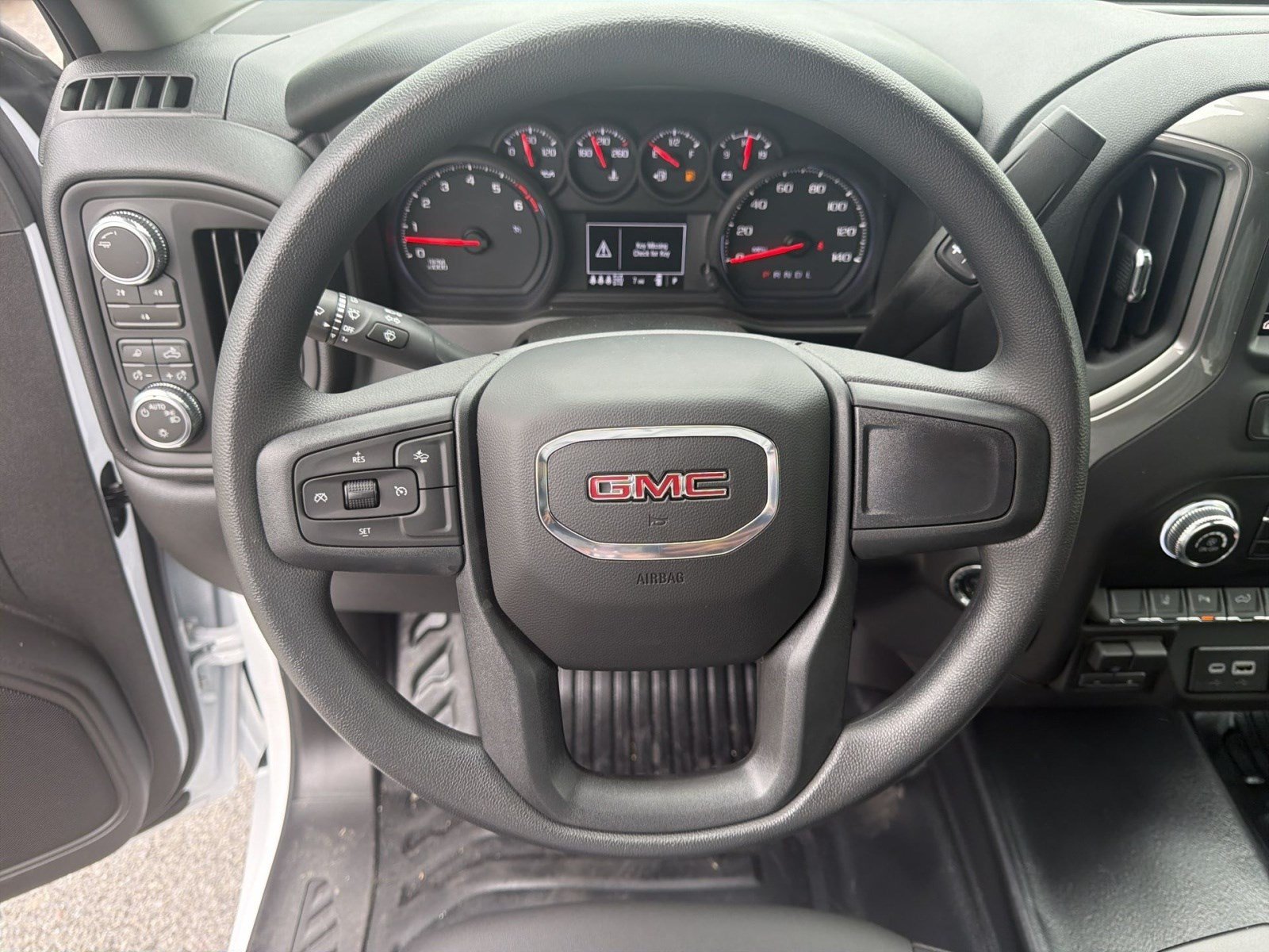 New 2026 GMC Sierra 2500 Pro w/ 1SA Pro Safety Plus Package AWD/4WD image 15