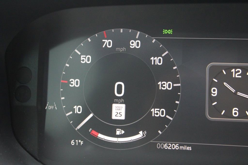 Certified 2025 Land Rover Discovery S image 20