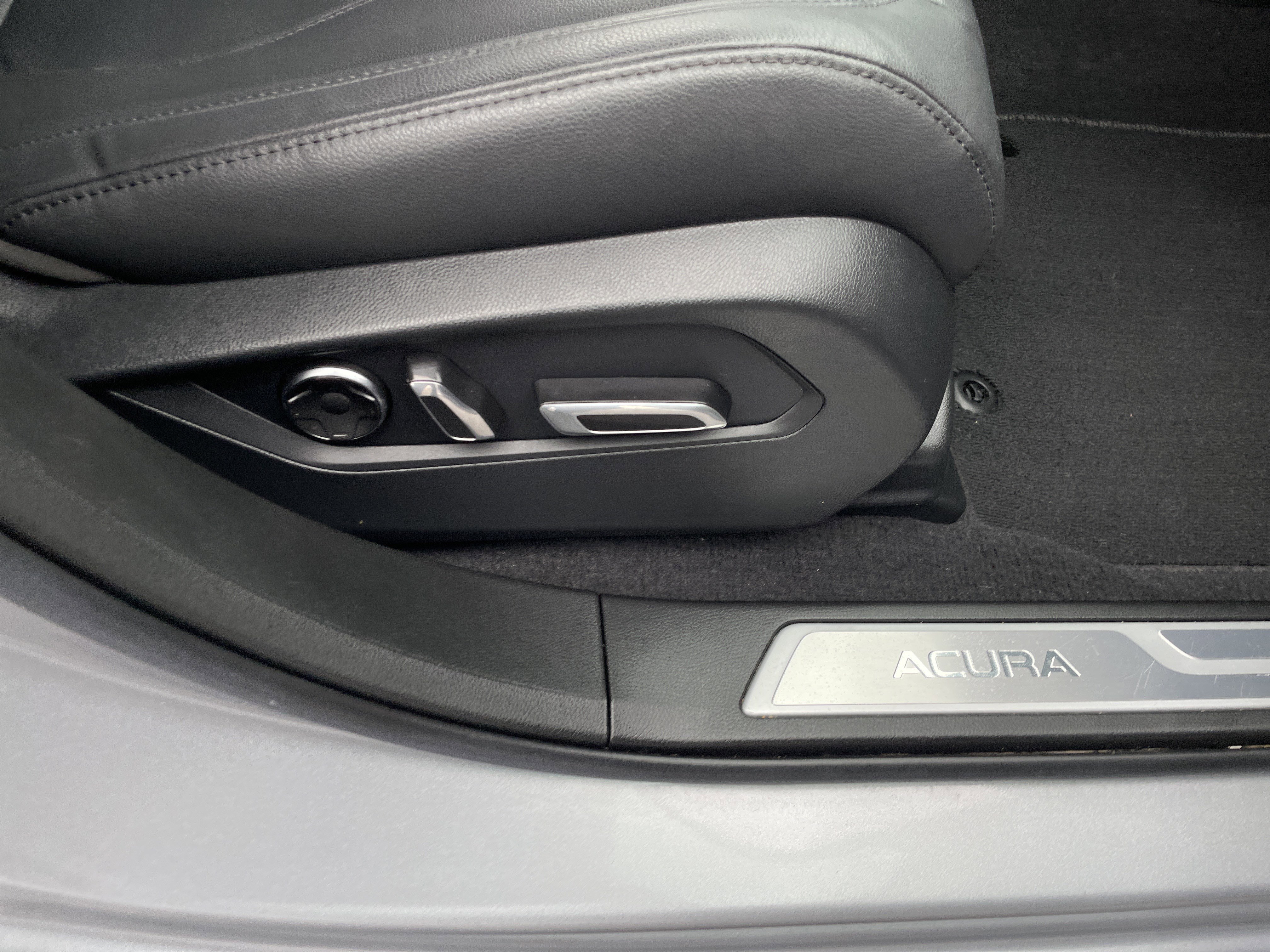 Used 2019 Acura RDX AWD image 25