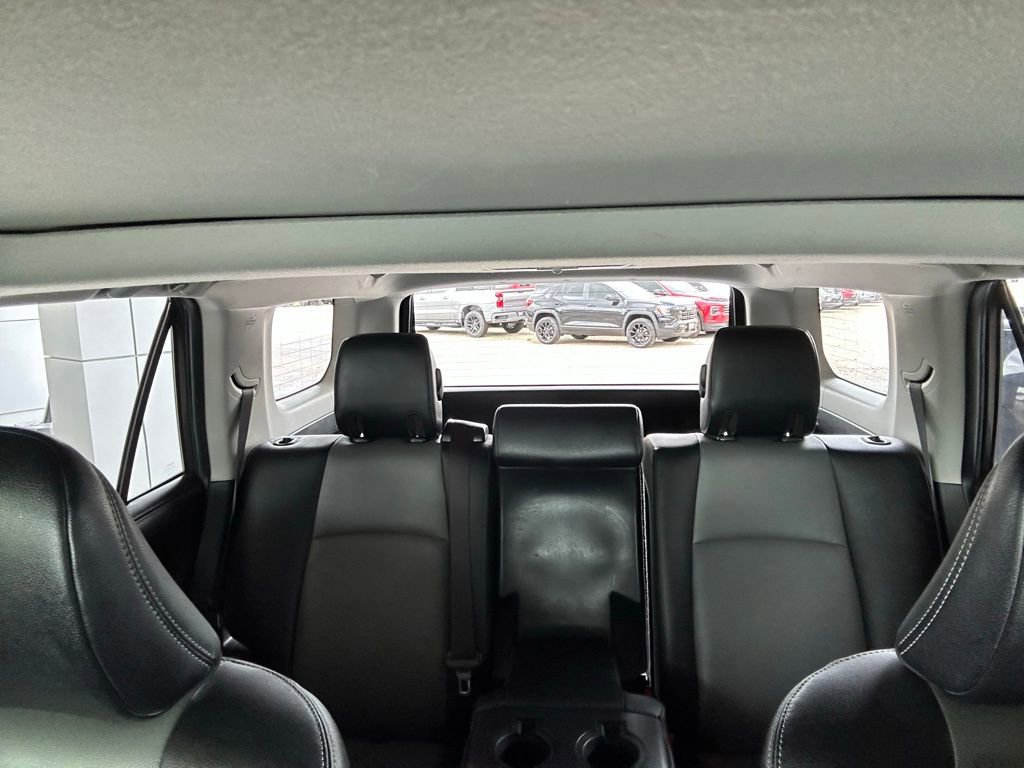 Used 2018 Toyota 4Runner SR5 Premium AWD/4WD image 27