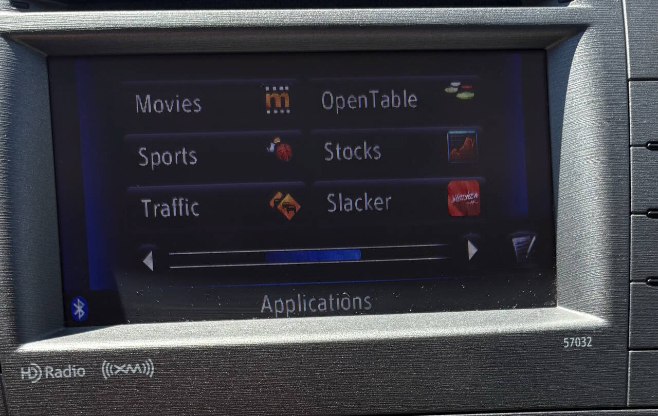 Used 2015 Toyota Prius Three FWD image 19