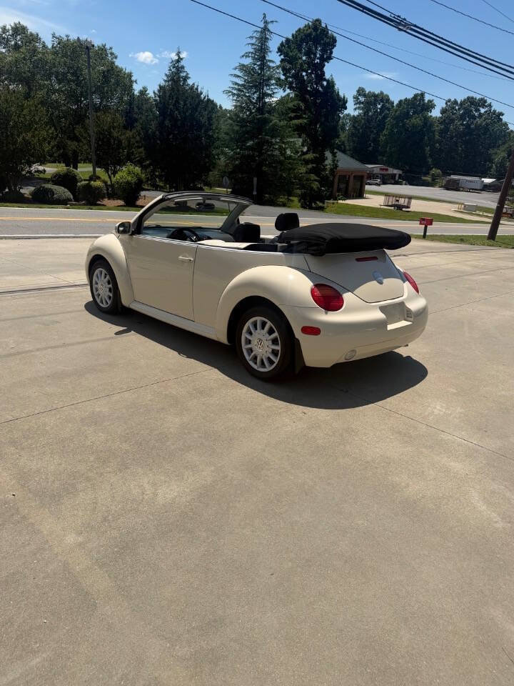 Used 2005 Volkswagen Beetle GLS FWD image 16