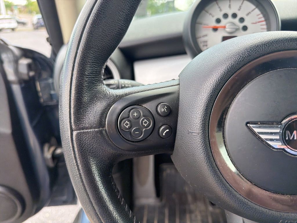 Used 2011 MINI Cooper Hardtop FWD image 21