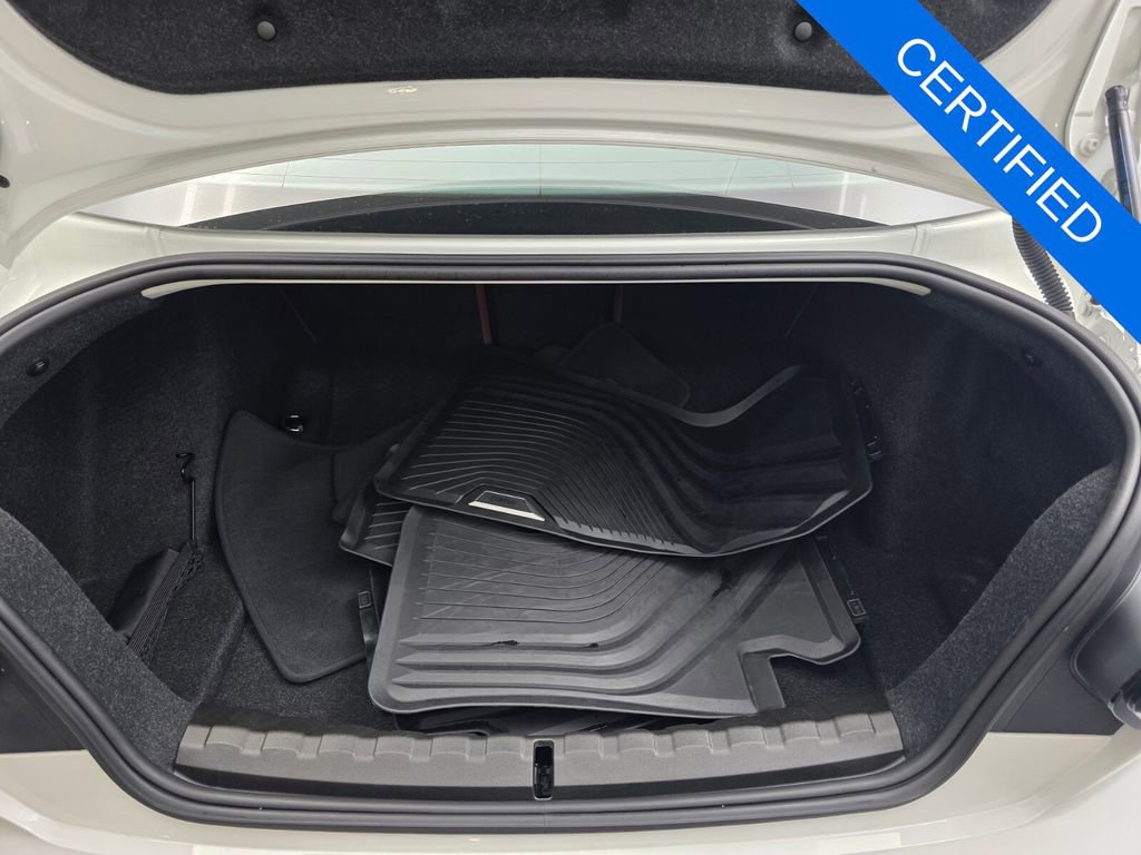 Used 2024 BMW 230i Coupe w/ Convenience Package RWD image 14