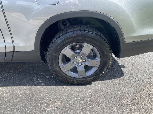 Used 2025 Honda Ridgeline TrailSport image 6