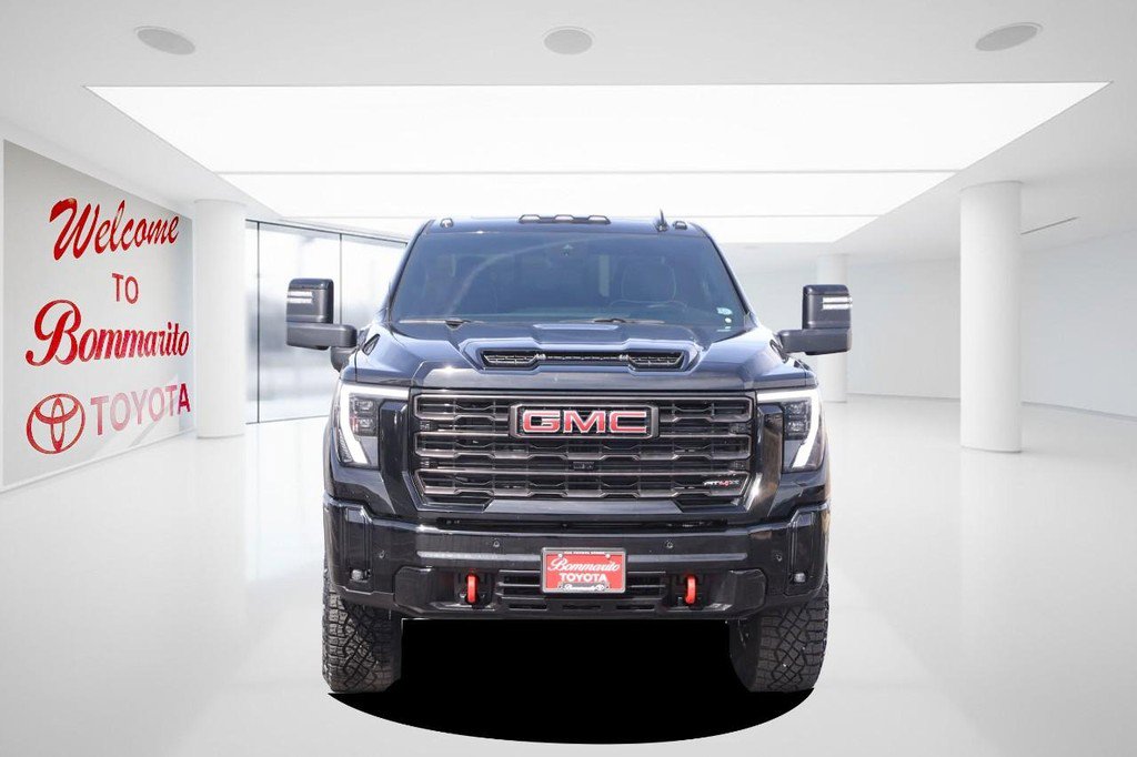 Used 2026 GMC Sierra 2500 AT4X image 4