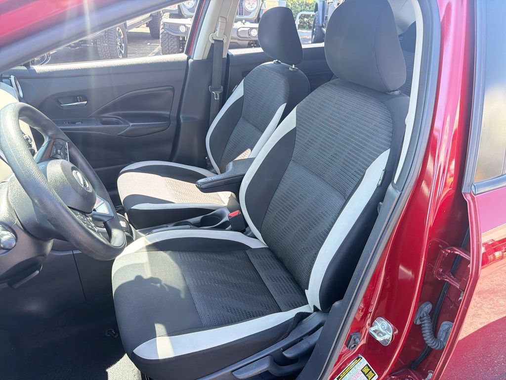 Used 2020 Nissan Versa SV FWD image 13