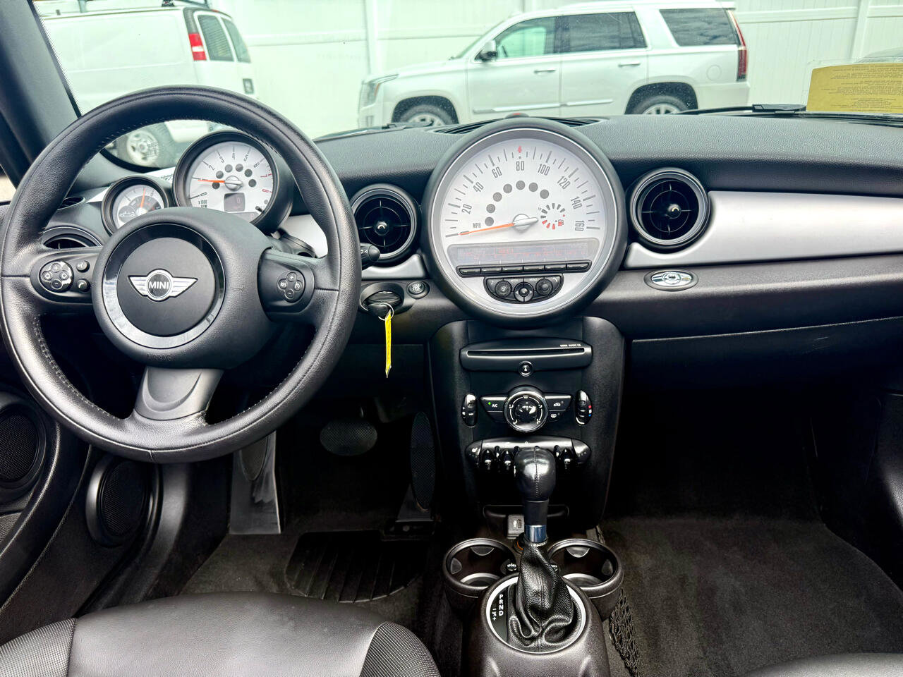 Used 2014 MINI Cooper Convertible image 21