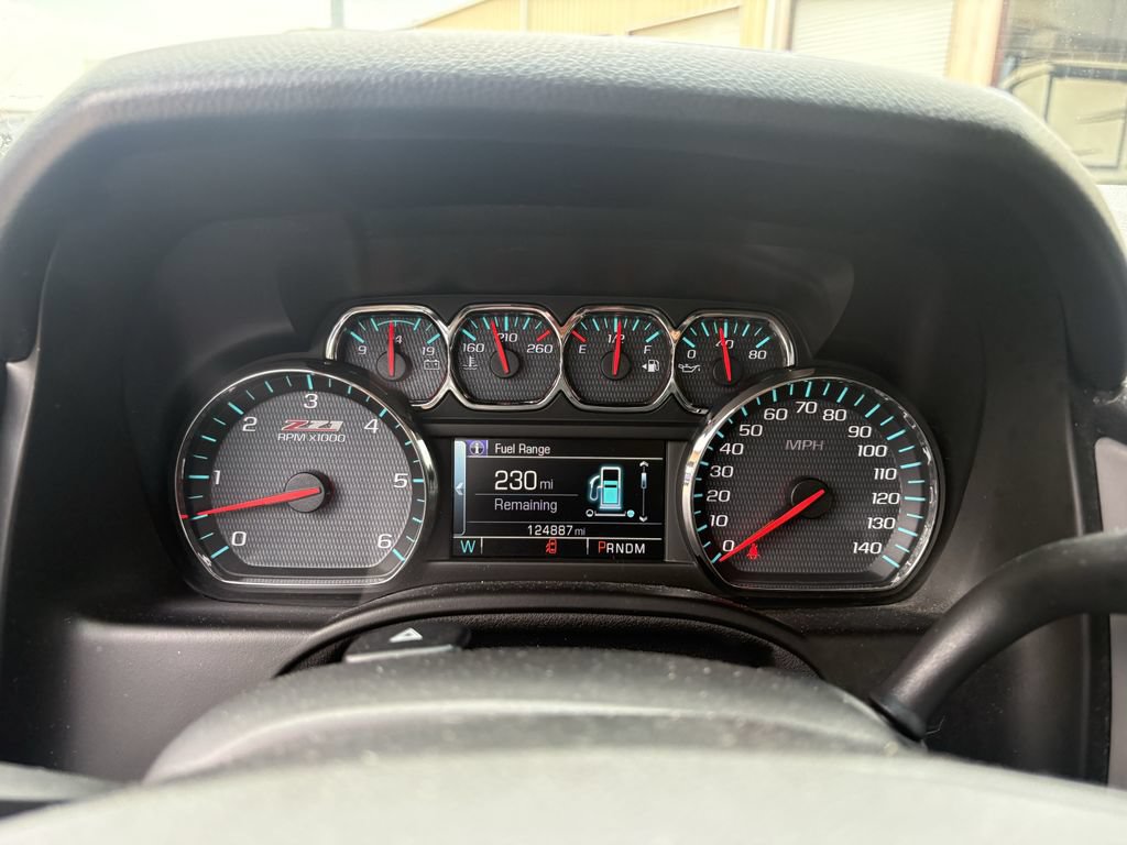Used 2015 Chevrolet Suburban LT AWD/4WD image 18