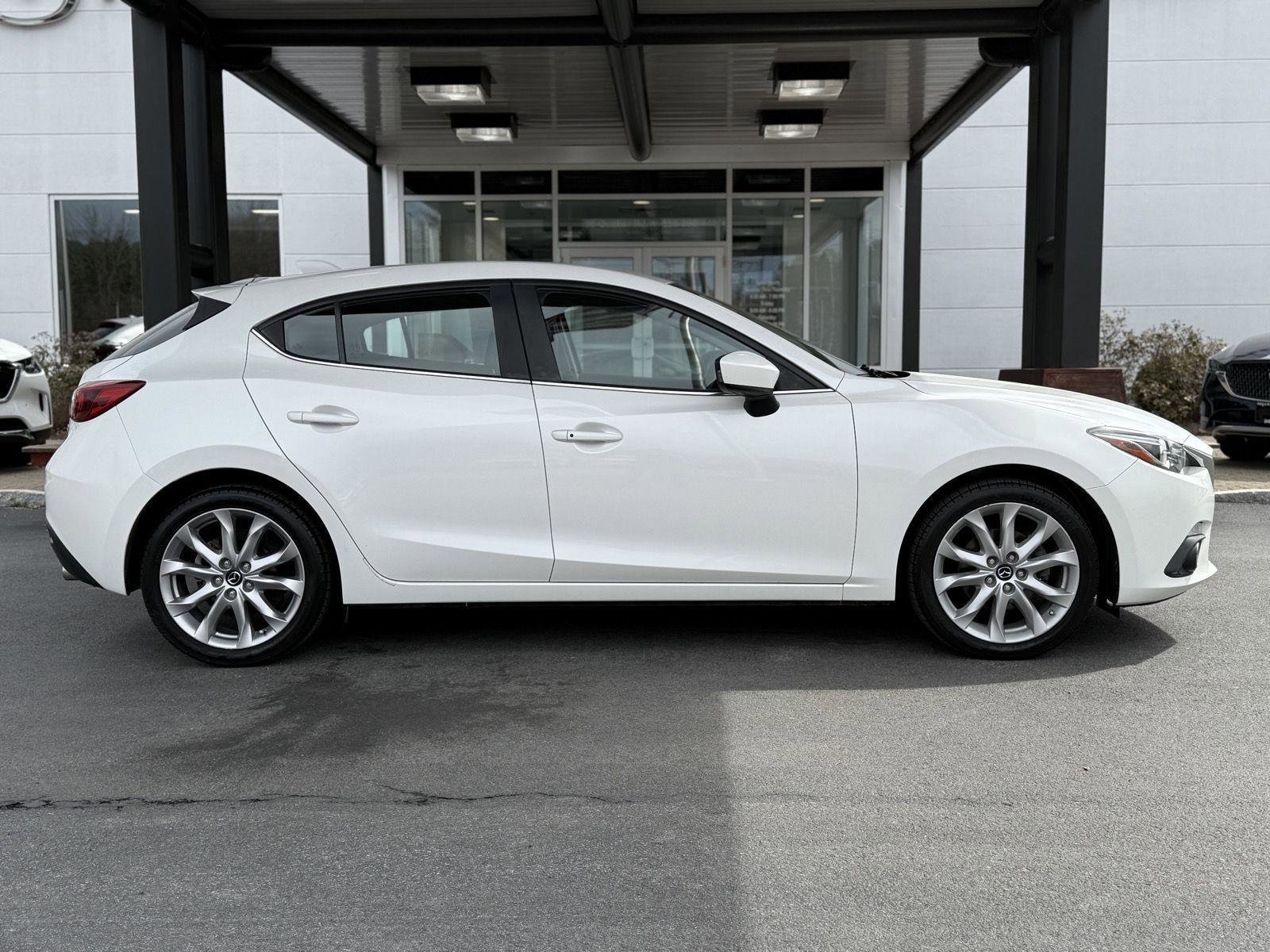 Used 2015 MAZDA MAZDA3 s Grand Touring image 4