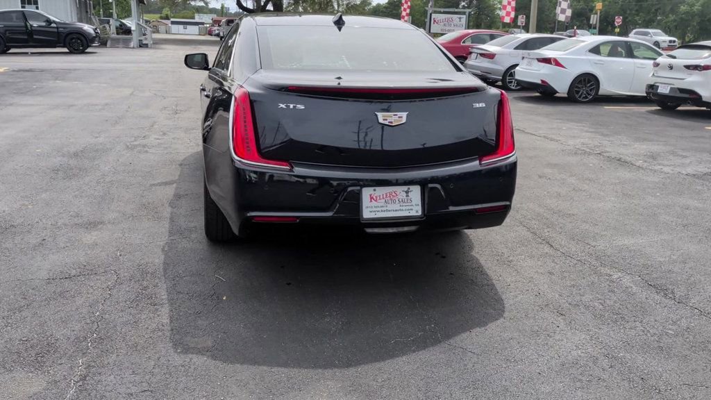 Used 2019 Cadillac XTS FWD image 7