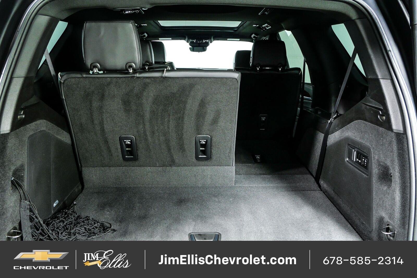 Used 2021 Cadillac Escalade Premium Luxury AWD/4WD image 34