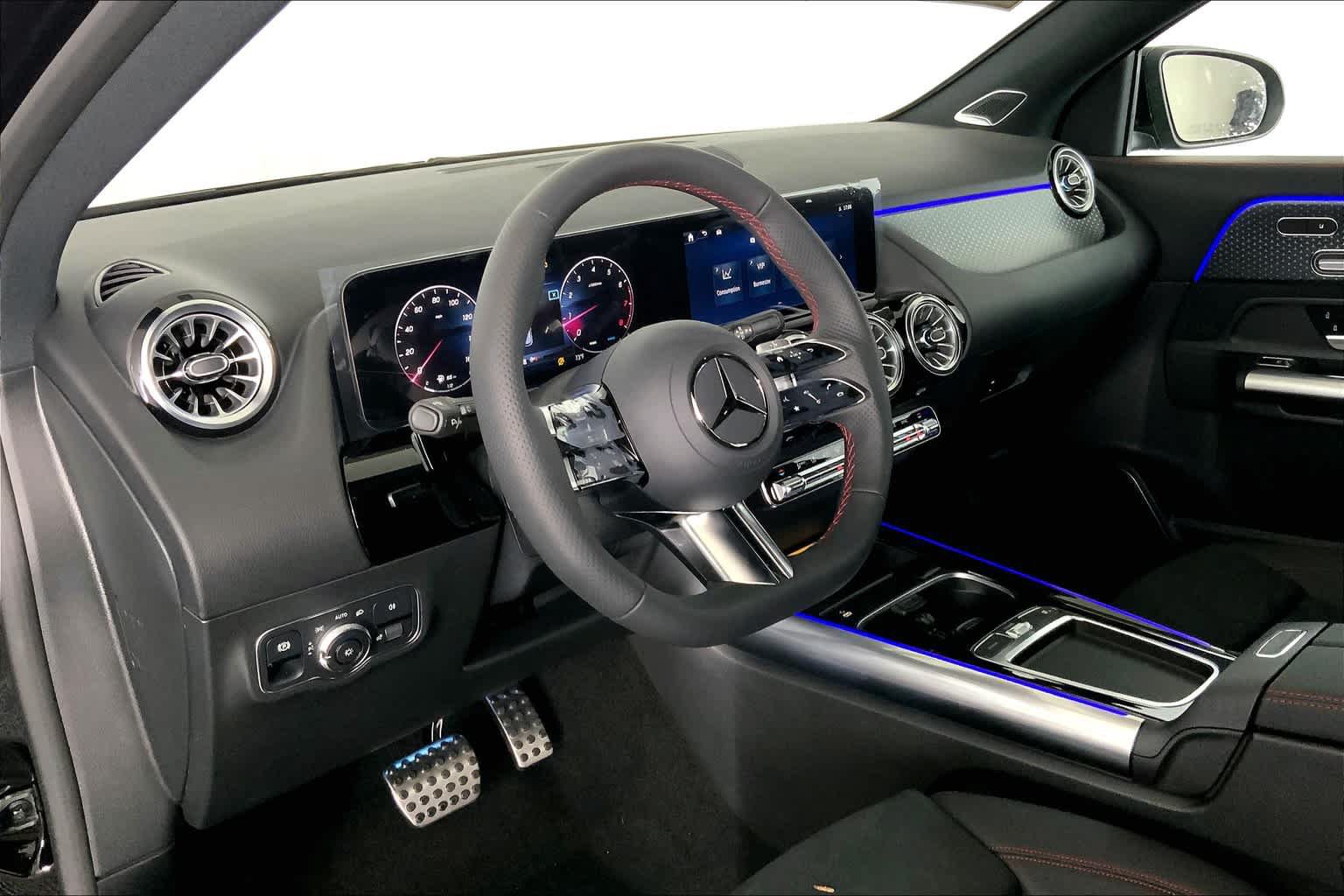 New 2025 Mercedes-Benz GLA 250 4MATIC image 10