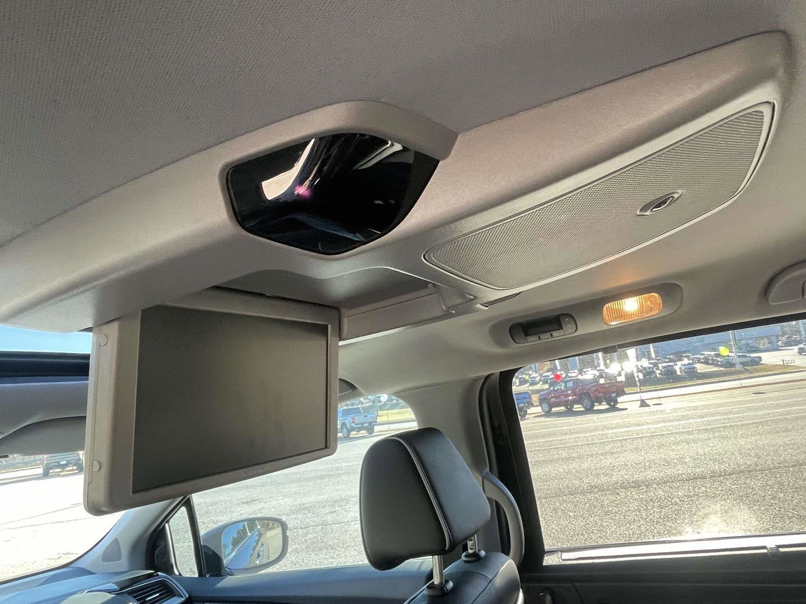 Used 2024 Honda Odyssey Elite image 2