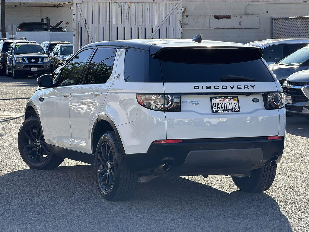 Used 2017 Land Rover Discovery Sport HSE AWD/4WD image 7