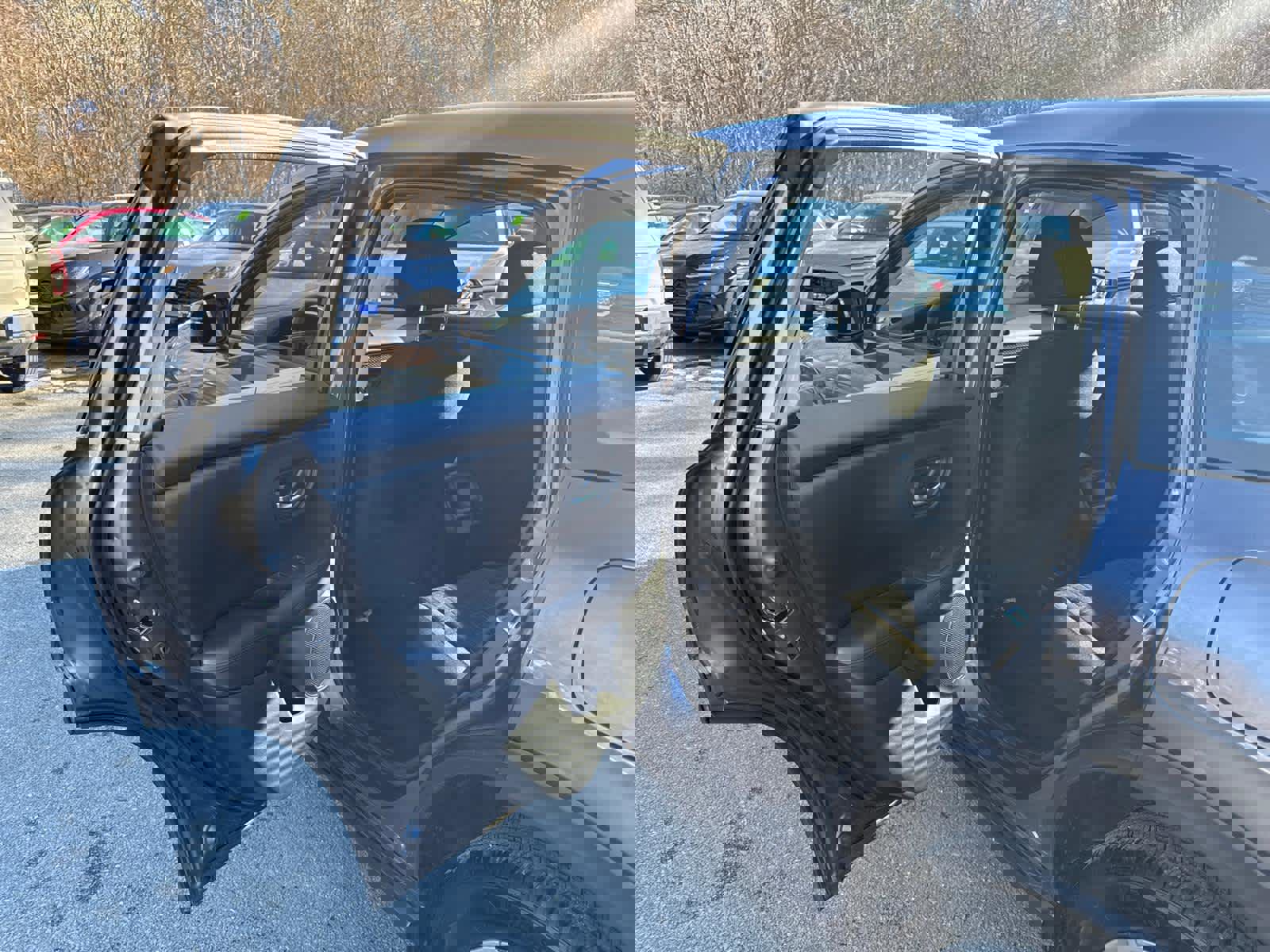 Certified 2025 Honda HR-V LX image 31