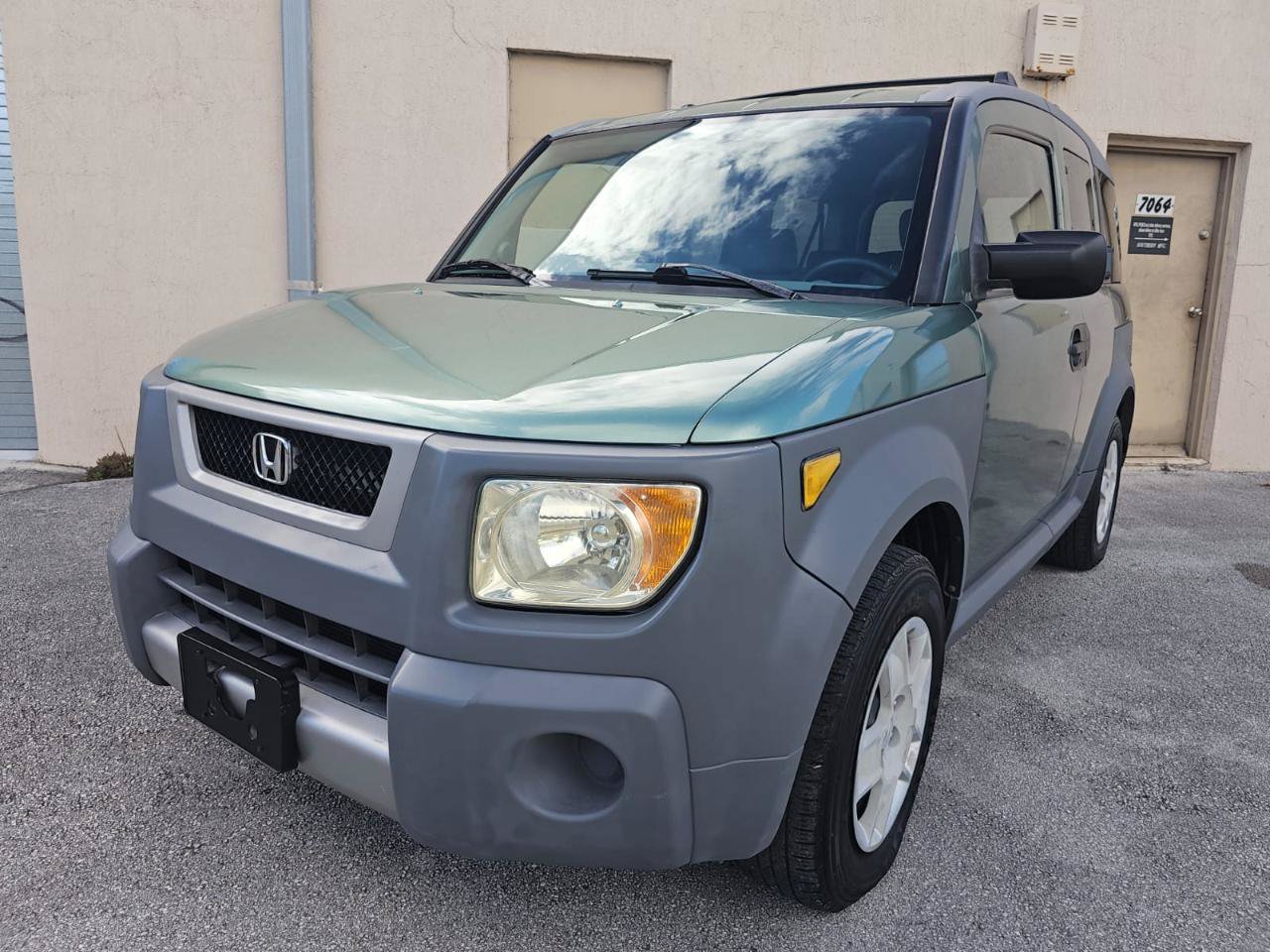 Used 2005 Honda Element LX image 4