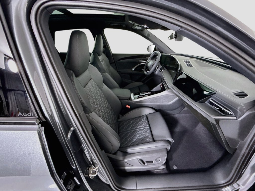 New 2026 Audi SQ5 Premium Plus AWD/4WD image 22