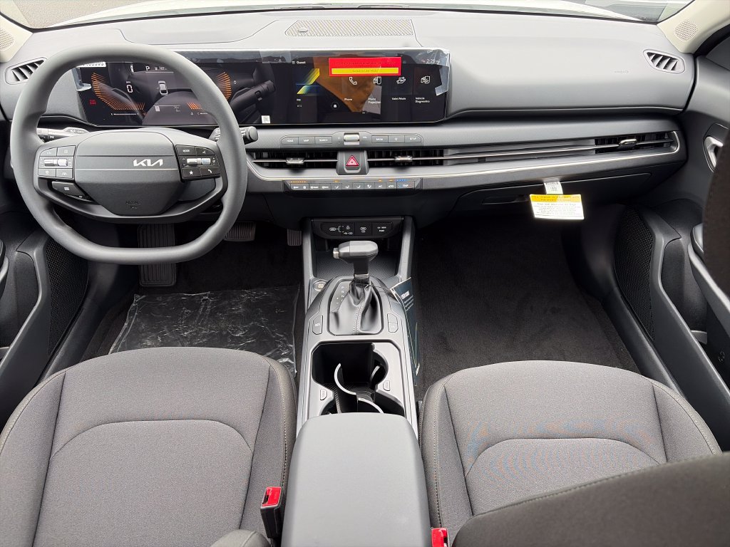 New 2026 Kia K4 FWD image 10
