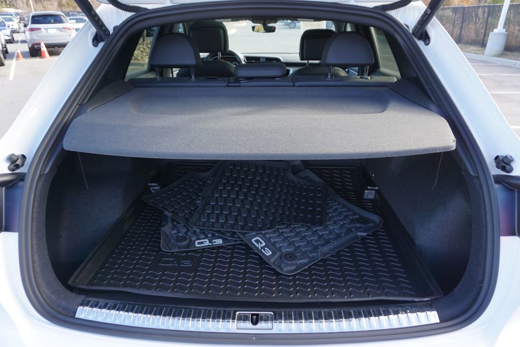 Used 2022 Audi Q3 2.0T Premium image 18