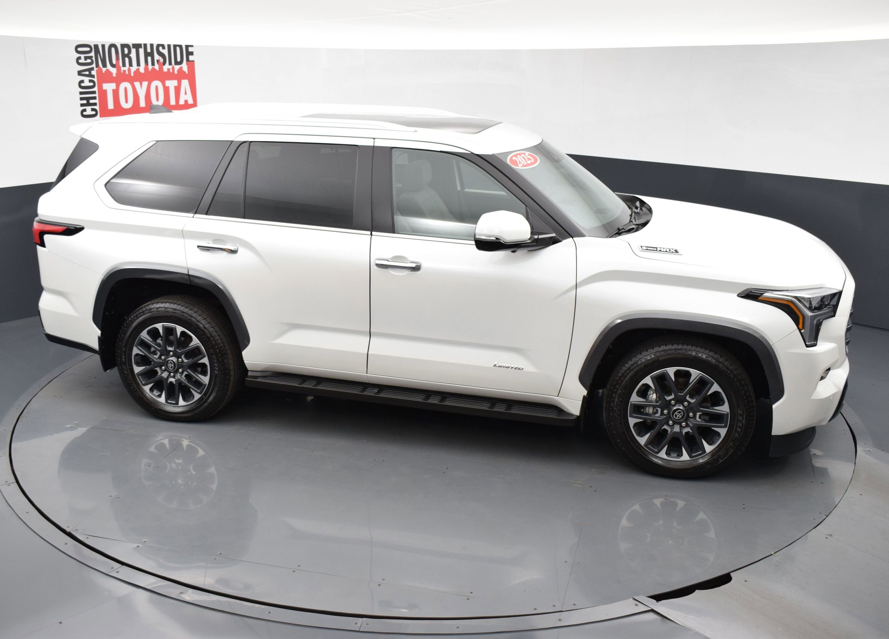 Used 2025 Toyota Sequoia Limited image 37