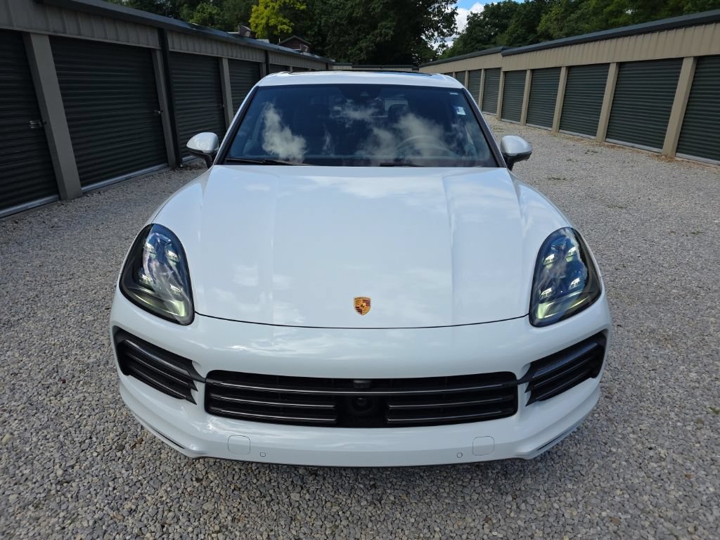 Used 2023 Porsche Cayenne Platinum Edition AWD/4WD image 9