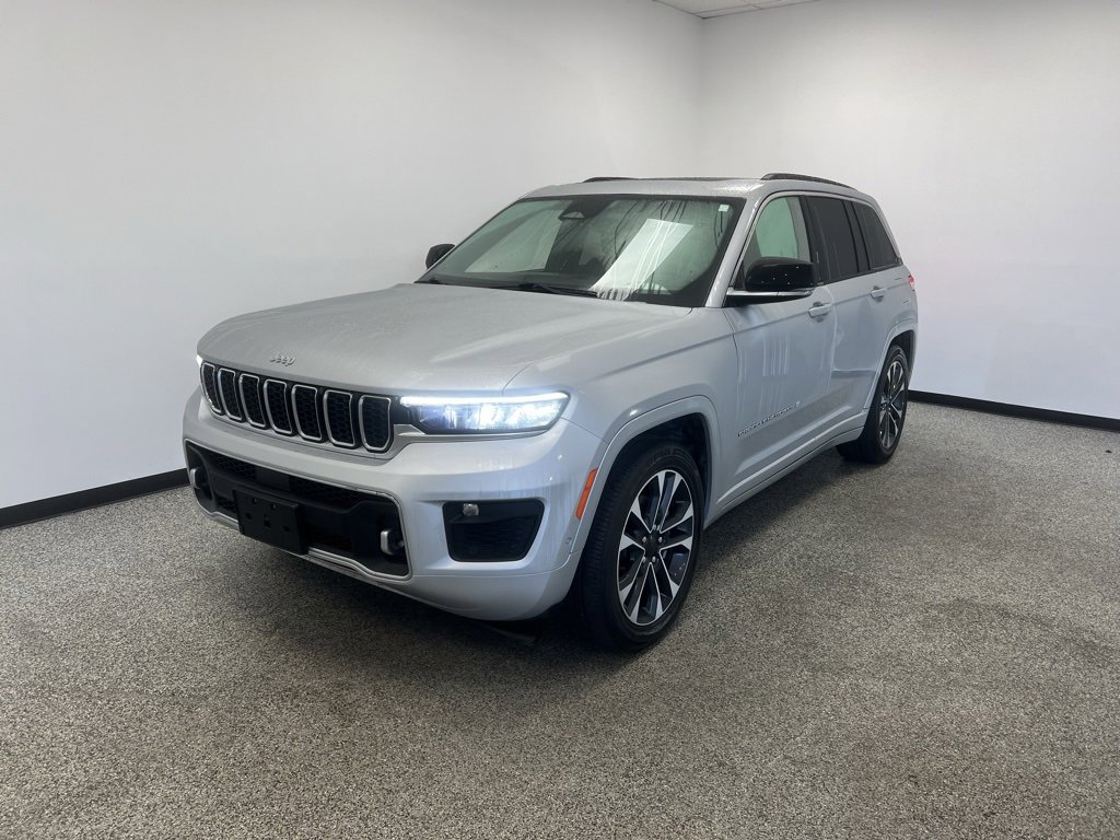 Used 2024 Jeep Grand Cherokee Overland image 14