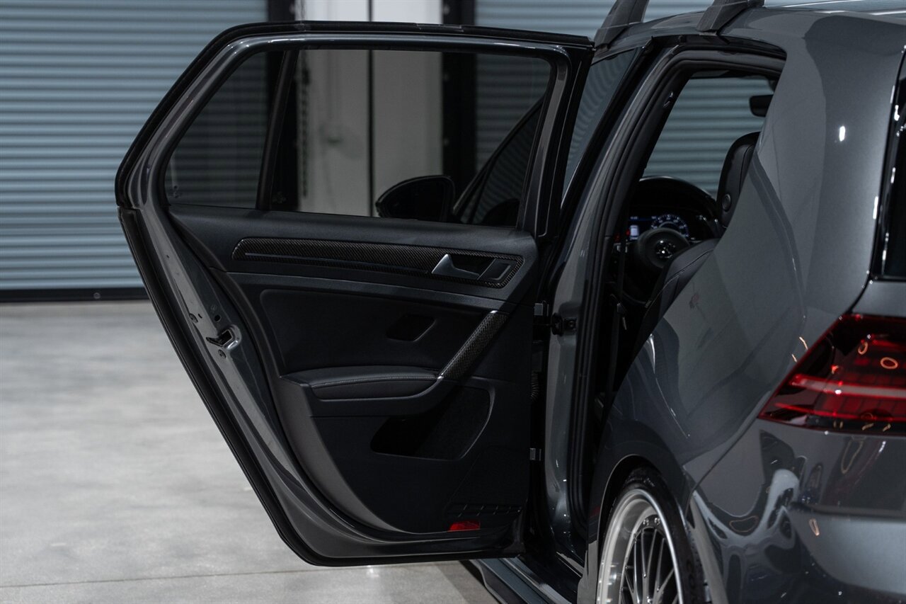Used 2019 Volkswagen Golf R 4-Door image 29