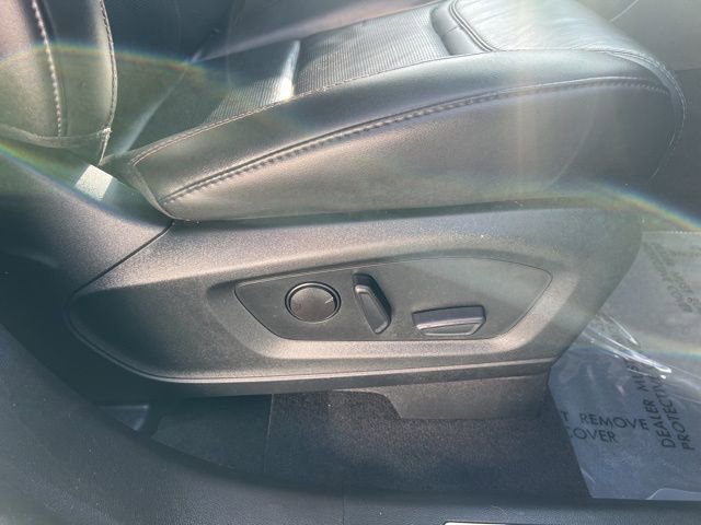 Certified 2022 Ford Explorer Platinum w/ Equipment Group 601A image 12