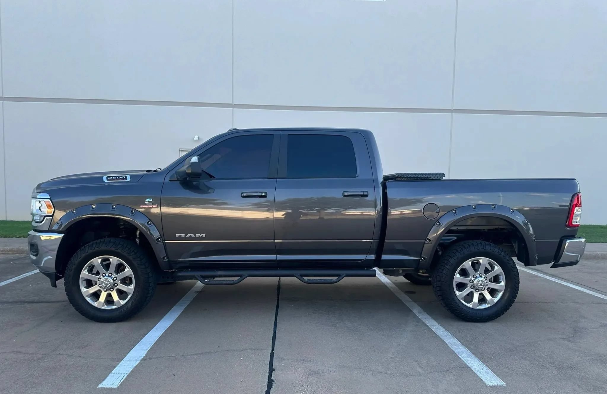 Used 2020 RAM 2500 Lone Star w/ Level 1 Equipment Group AWD/4WD image 1