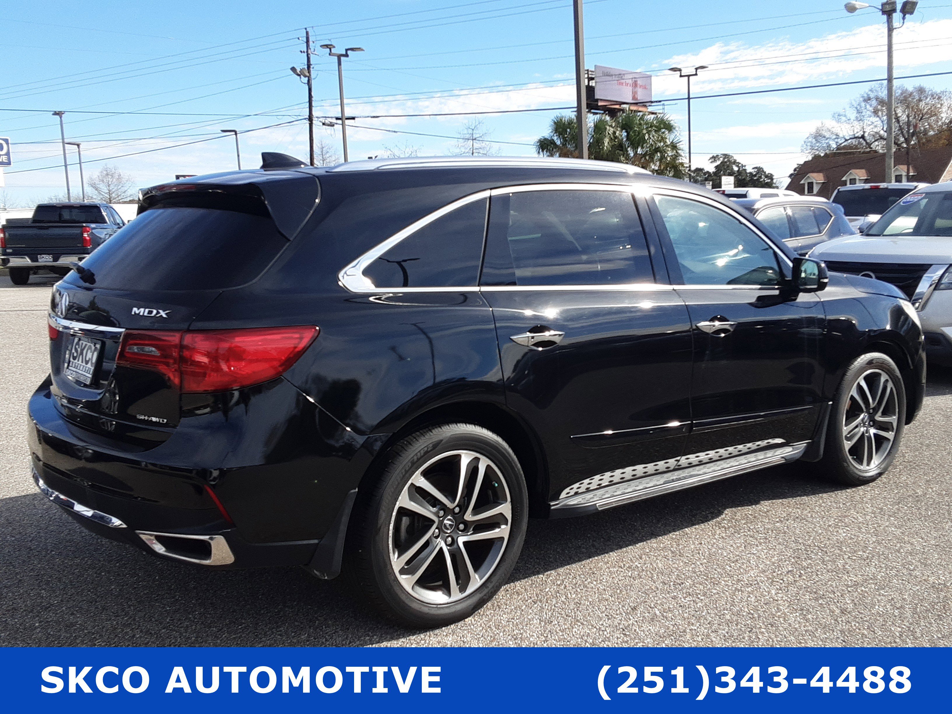 Used 2017 Acura MDX SH-AWD w/ Advance Package image 5