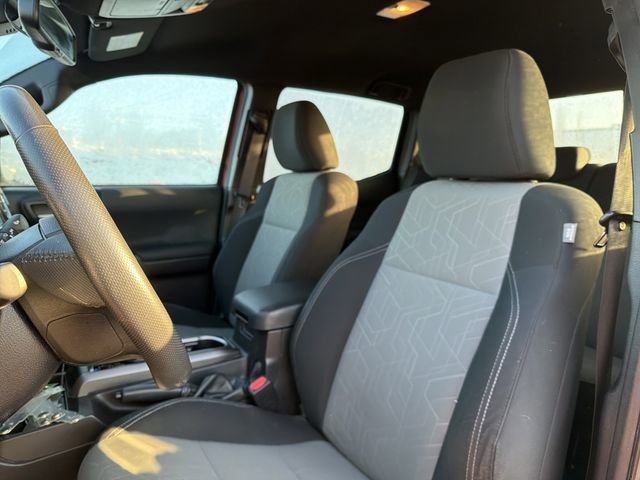 Used 2023 Toyota Tacoma TRD Off-Road image 12