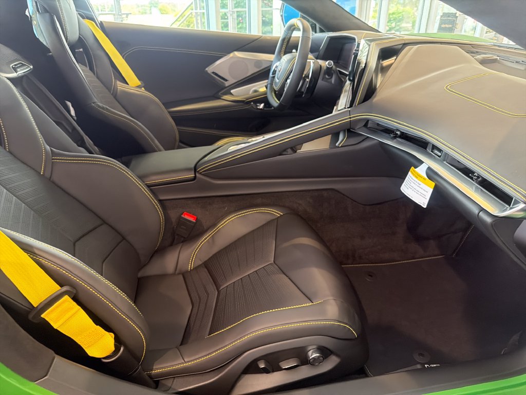 New 2027 Chevrolet Corvette Stingray Convertible w/ Z51 Performance Package RWD image 27