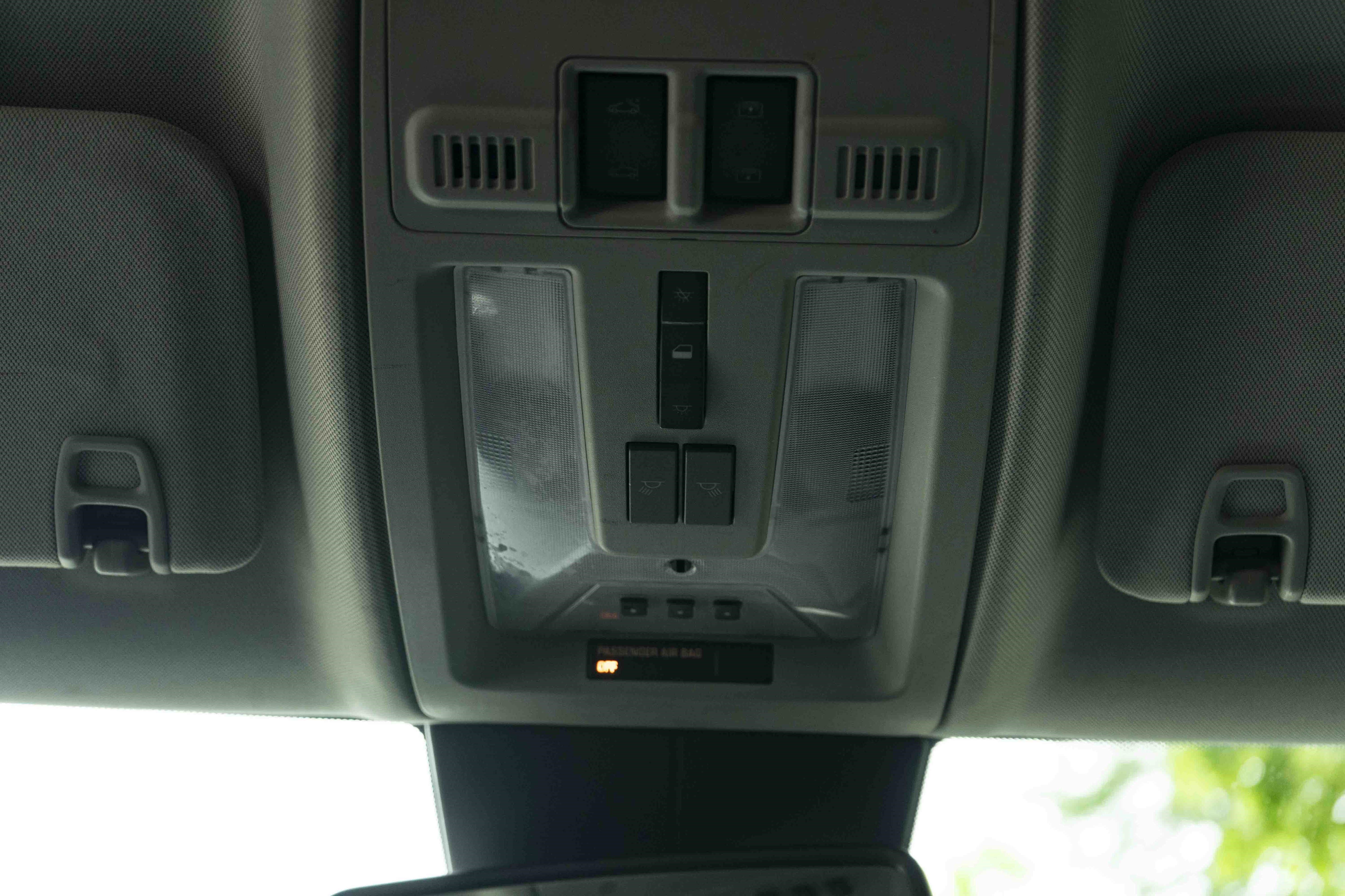 Used 2012 Cadillac SRX Luxury FWD image 38