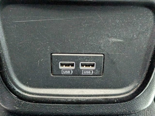 Used 2022 Chrysler 300 S RWD image 13