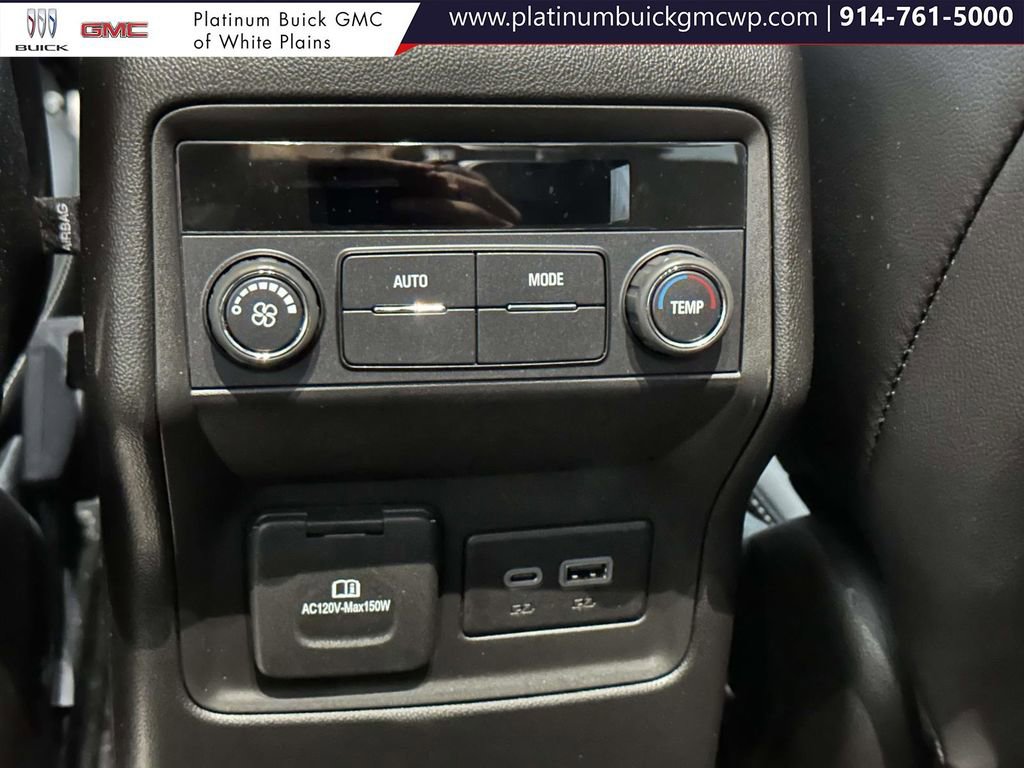 Used 2023 GMC Acadia SLT w/ Elevation Edition image 24