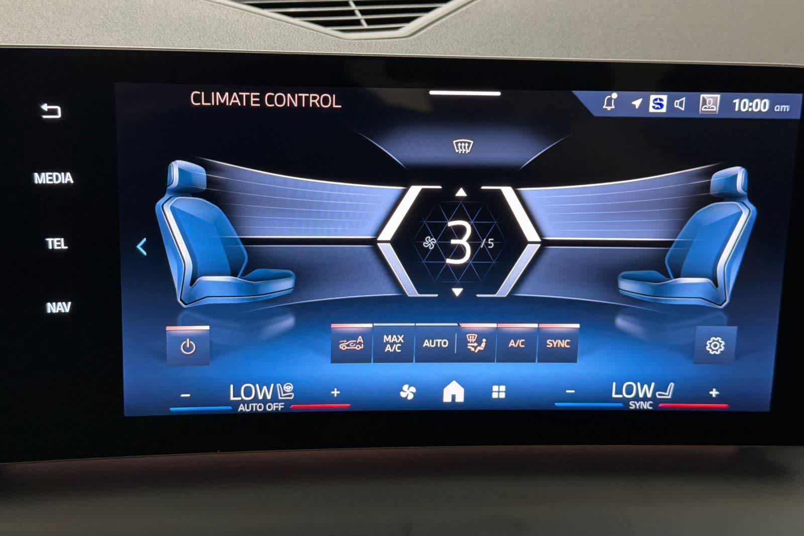 Used 2025 BMW 228i xDrive w/ Premium Package AWD/4WD image 19