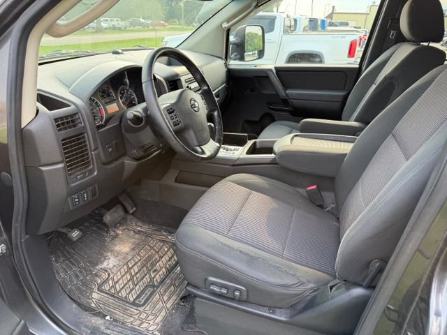 Used 2008 Nissan Titan SE AWD/4WD image 13