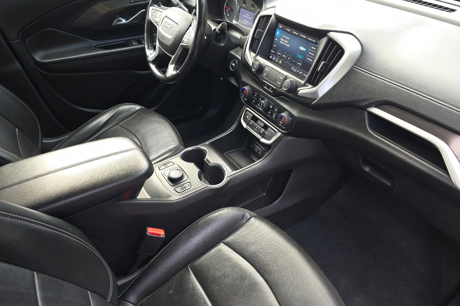Used 2022 GMC Terrain SLT AWD/4WD image 16